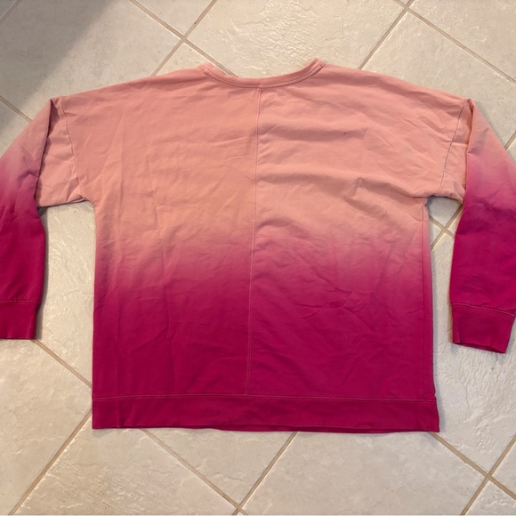 Crewneck - Picture 2 of 4